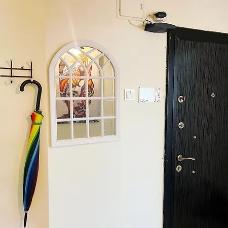 Super Location Close To Old Town